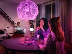 Philips Hue Zestaw startowy: 3 inteligentne żarówki E27 (1100) + przycisk Hue Smart button* Zestawy Startowe